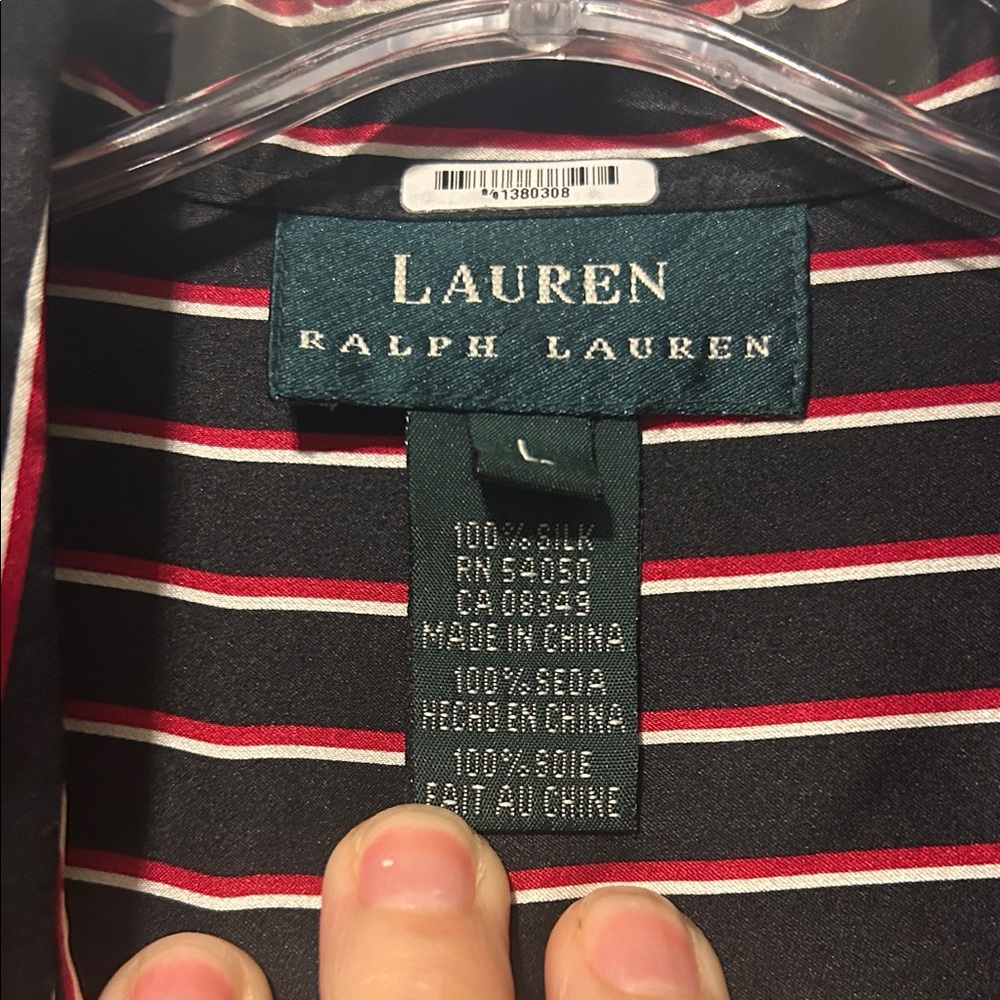 Ralph by Ralph Lauren 100%silk button up shirt with French cuffs. - Picture 2 of 7